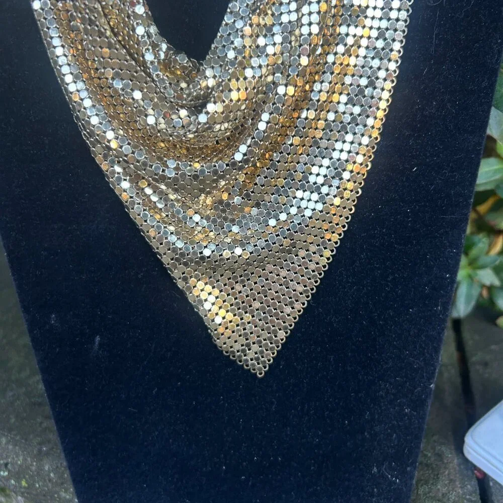 Whiting & Davis Vintage 70s Gold Tone Chain Mesh Necklace and Dangle Earrings - Picture 7 of 12